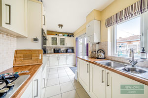 Photo 13- click for photo gallery